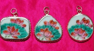 Hangerschinees 300x163 Applepiepussy