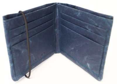 wallet-blue-open