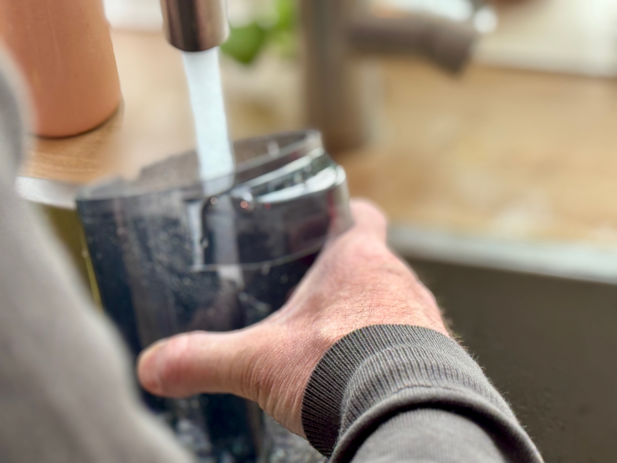 Vloerreiniger vullen