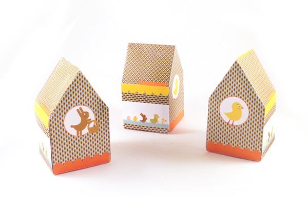 Vogelhuisje voor de paasboom