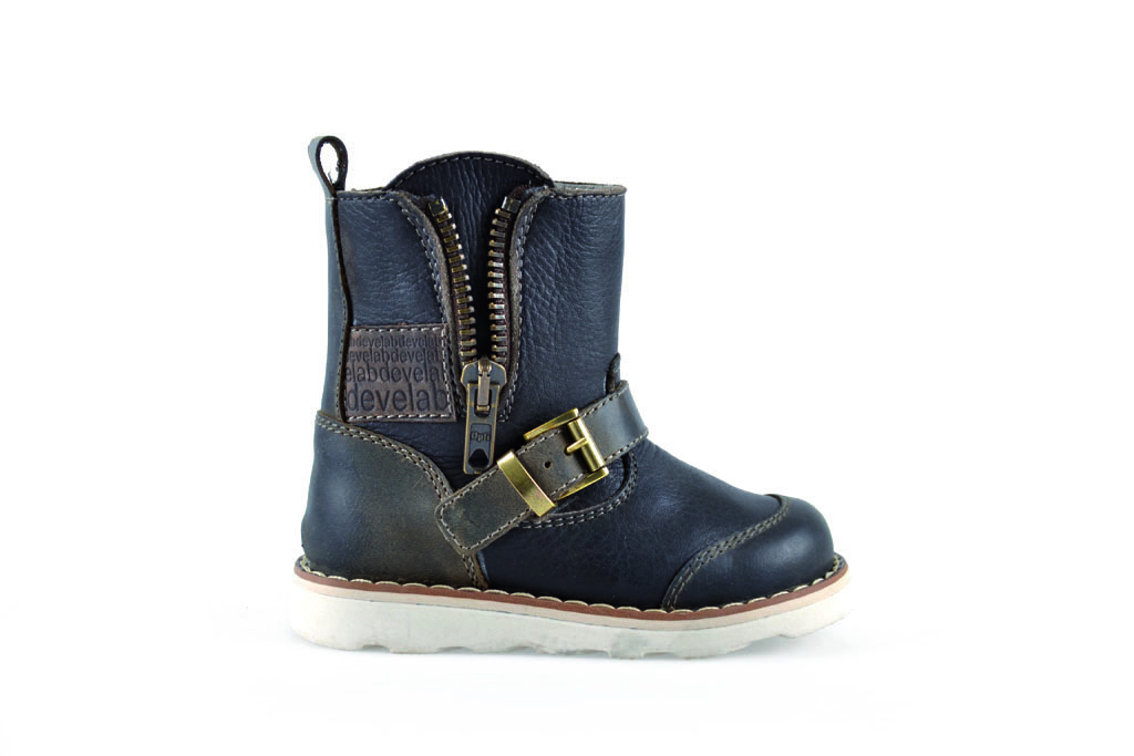 Stoere schoenen van Develab