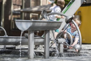 Spelende kinderen in Waterland Museum Boerhaave