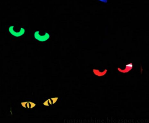 glow in the dark eyes