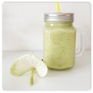 smoothie ananas munt basilicum courgette