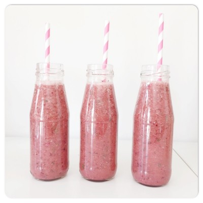 smoothie rood fruit