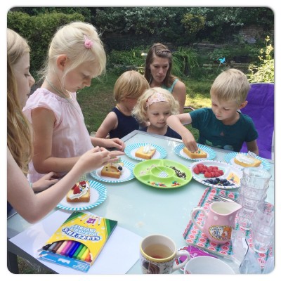 cake versieren wen in de tuin