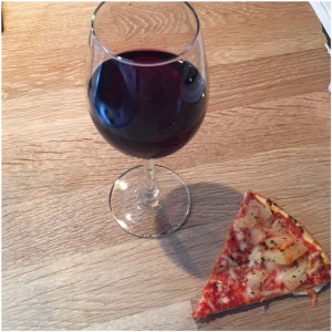 wijn en pizza