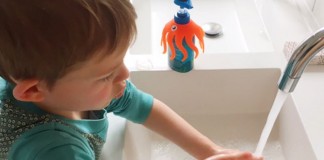 Zò motiveer je kinderen om hun handen te wassen