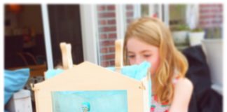 De magie van een houten tafel poppenkast tafel poppenkast