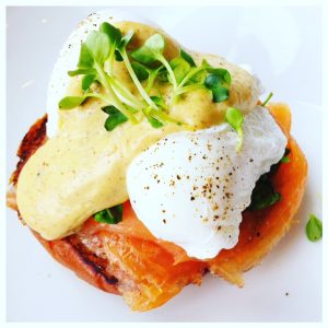 eggs-benedict-capriole-cafe