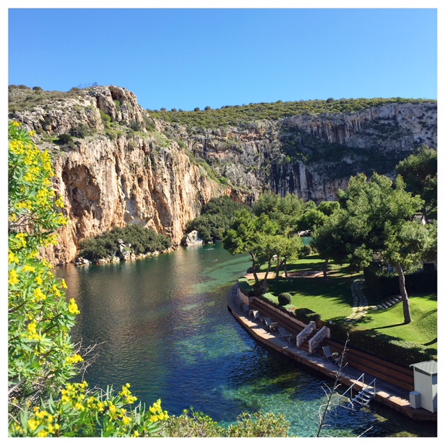 lake vouliagmeni knabbelvisjes