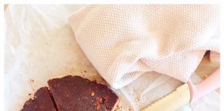 Arretjescake met kruidnoten