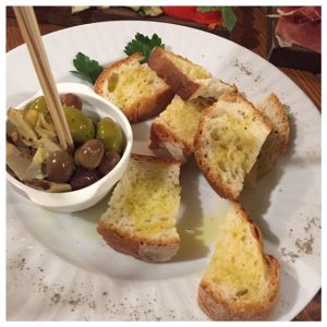 bruschetta glamping toscane