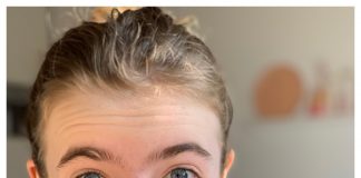 De grootste wens van de puber sterre steekt tong uit