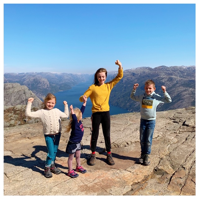 hike naar de Preikestolen