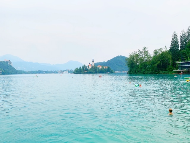 bled eiland en kasteel