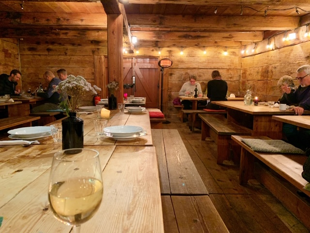 tjoruhusid restaurant isafjordur