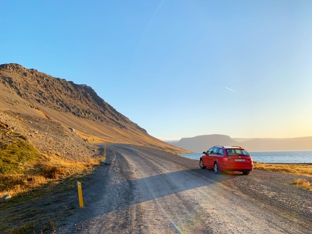 ijsland view auto voor de bezienswaardigheden