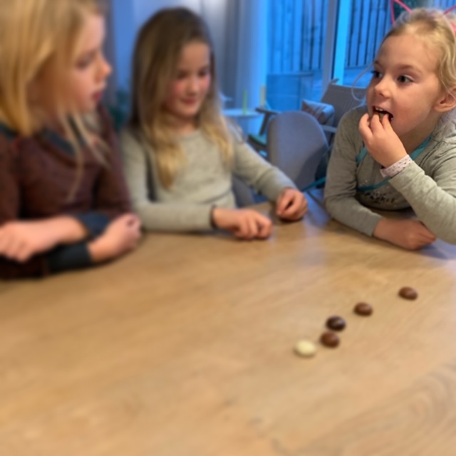 iepen met pepernoten spelletje