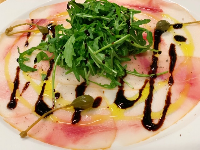 Gastronomia-Villani-zwaardviscarpaccio