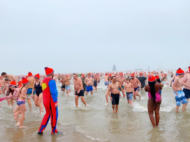 nieuwjaarsduik scheveningen