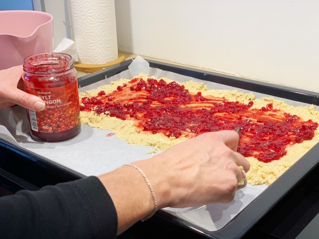 recept koekjes uit IJsland insmeren met jam