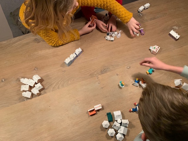 Spelletjes met de ah huisjes sorteren