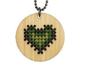 ketting geborduurd hart