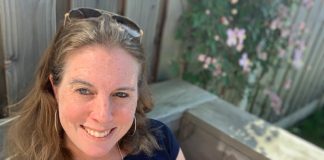 Foto weekoverzicht Judith #276 ijsje in de tuin bij clematis juut