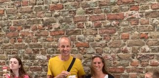 Jaaroverzicht 2020 ijsje gezin juni 2020