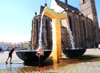 Rondreis door Tsjechië met kinderen fontein pilsen