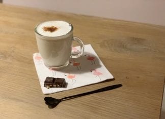 Martini non alcoholico in een verrassend warm drankje Martini non alcoholico in een verrassend warm drankje sfeerfoto