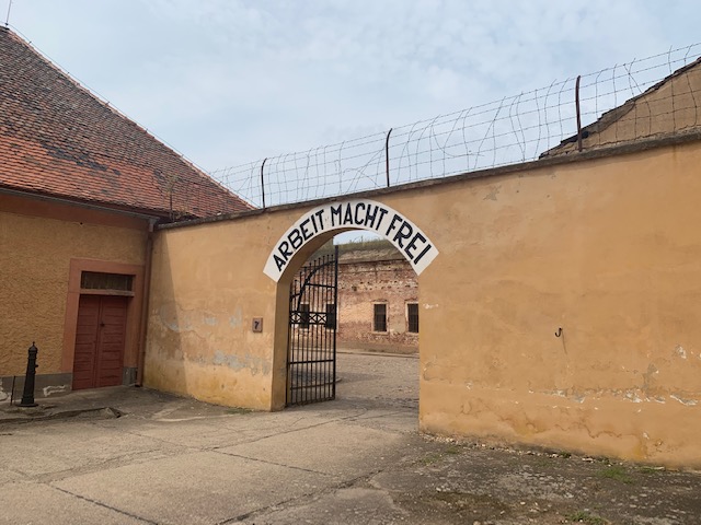 arbeit macht frei