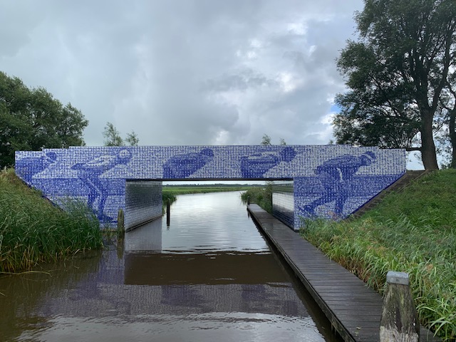 tegeltjesbrug elfstedenmomnument