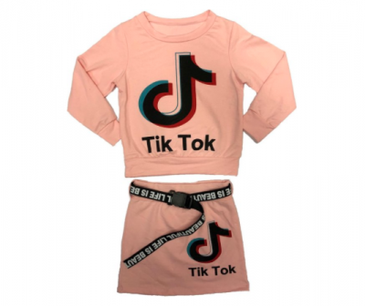 kledingset tiktok rokje