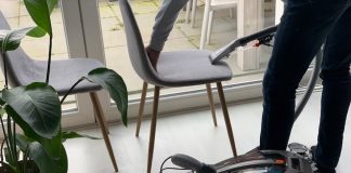 Review Thomas Aqua+ Pet & Family stofzuiger Review Thomas Aqua+ Pet & Family stofzuiger stoelen zuigen