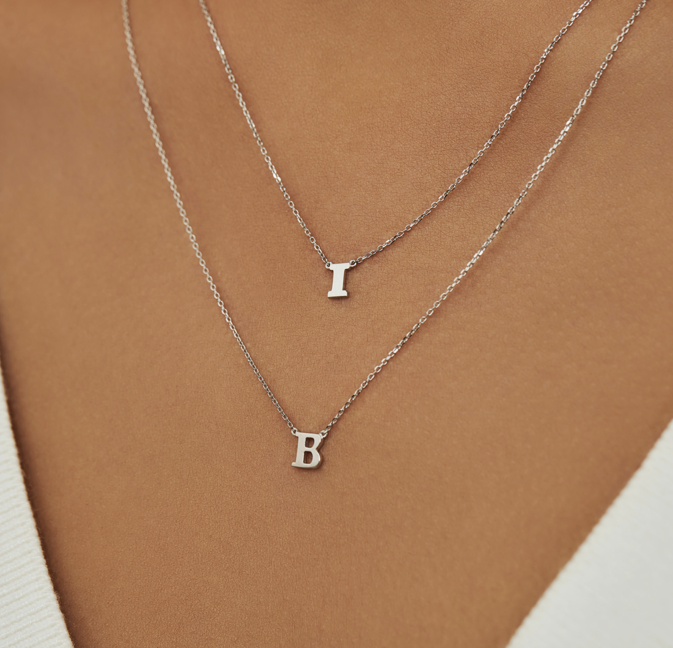 witgoud ketting letter