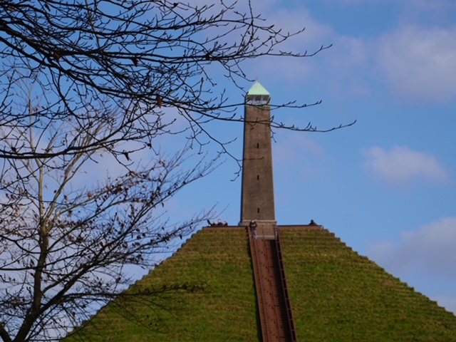 pyramide van austerlitz