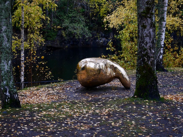 gouden beeld sculpturenpark jevnaker