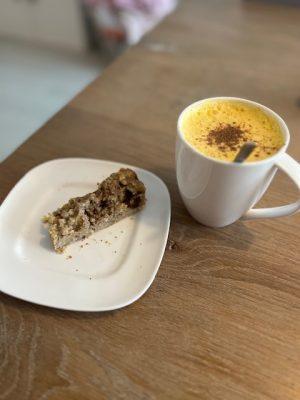 pumpkin latte met bananenbrood