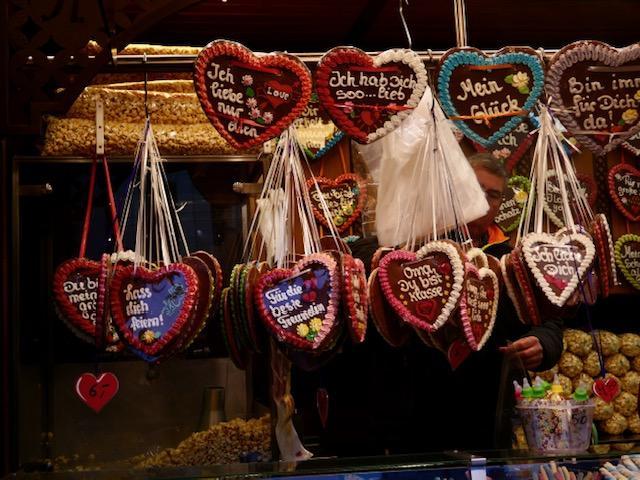 harten op de kerstmarkt