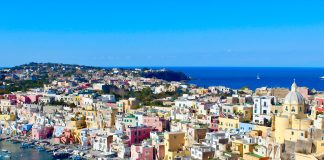 Procida bezoeken vanuit Napels Procida bezoeken vanuit Napels marina corriccella
