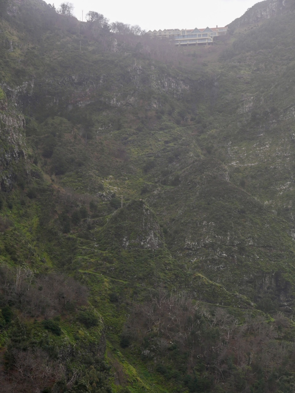 Wandelen rondom Valley of the Nuns zigzag pad