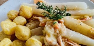 Recept met witte asperges met Clemont Rouge en portsiroop Recept witte asperges met clemont rouge en portsiroop uit de oven