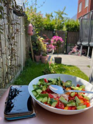 salade in de tuin juni 2023