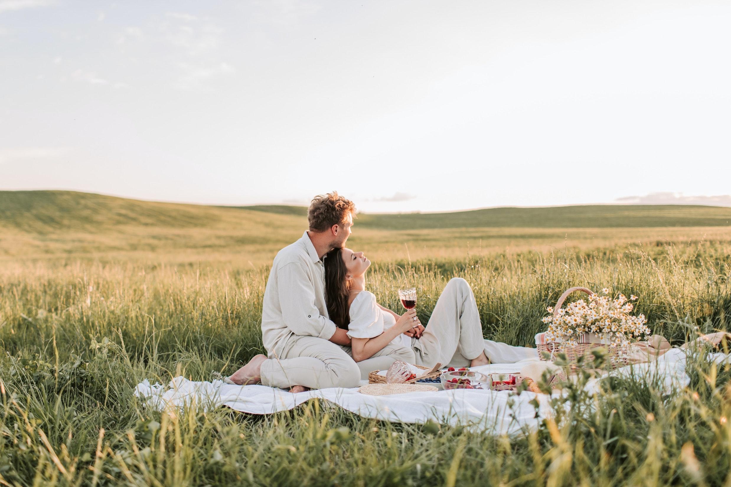 28 x wat je nodig hebt voor een romantische picknick
