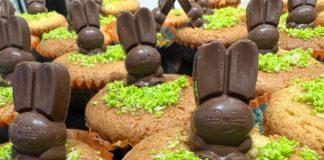 Traktatie haasjes op cupcake traktatie haasjes op cupcake