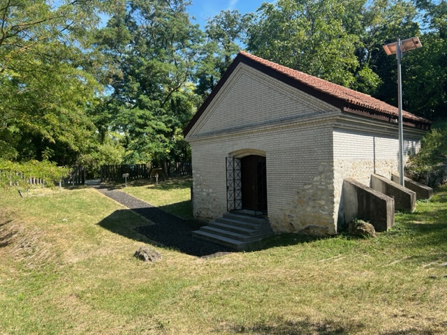 De tempel van Mithrasz hongarije buiten