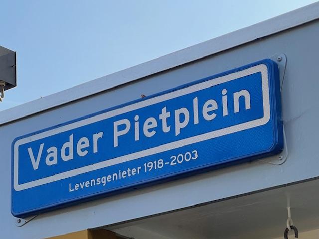 vader pietplein art centre delft