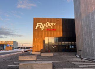 Fly over Iceland in Reykjavik Buitenkant Fly over Iceland